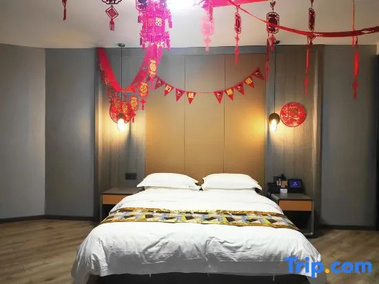 Ксучанг: Hailong Hotel (Wanda Plaza Pang Xuchang East Station)