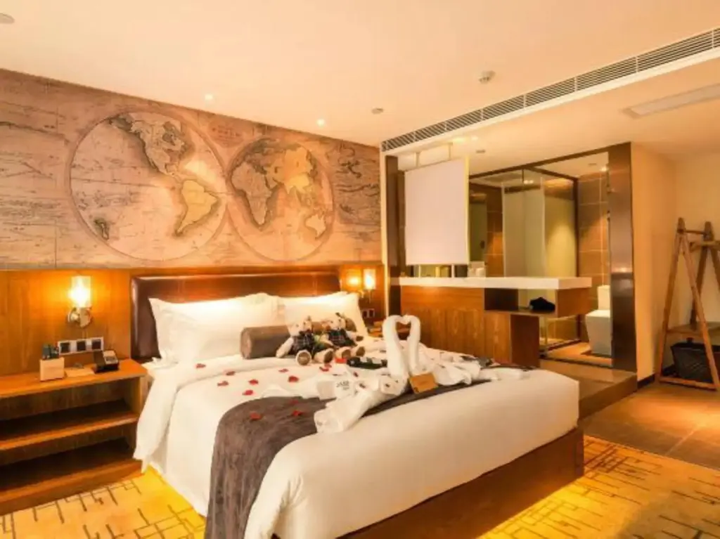Гуйян: James Joyce Coffetel Financial City store of Guiyang Convention and Exhibition Center