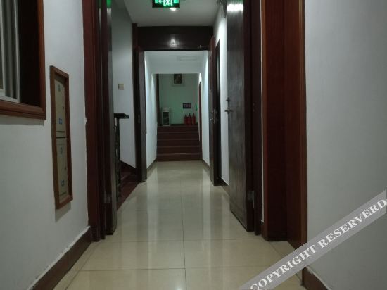 Наньтун: Qidong Starlight Bright Hotel