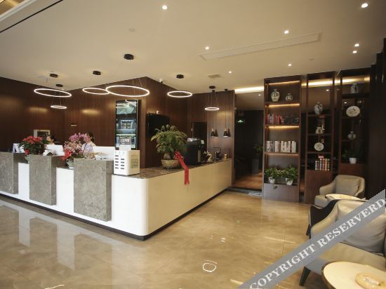 Хэфэй: Langting Bozhen Hotel (Zhenxing Road Subway Station Branch)