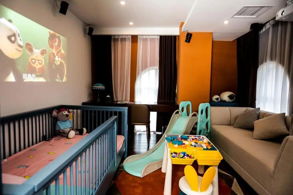 Чжанцзяцзе: Xiao'en Castle Hotel Tianmenshan