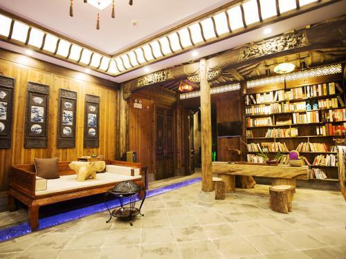 Хуаншань: Hong cun Memory In Water