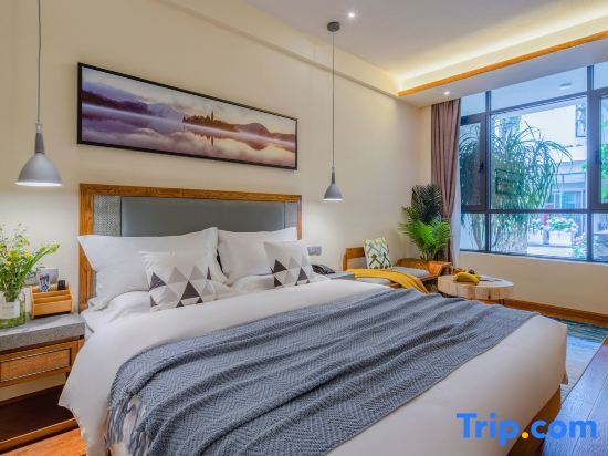 Дали: Dali zuodou Sea View Resort