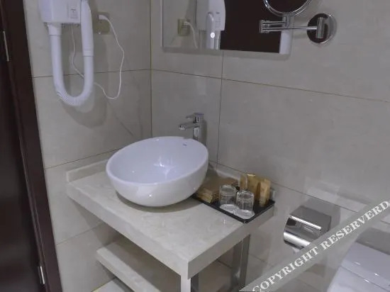 Цзинань: New Century Business Hotel (Jinan west Exhibition Center store)