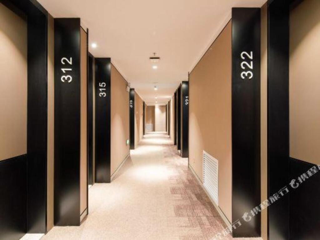 Шэньян: Home Inn Plus