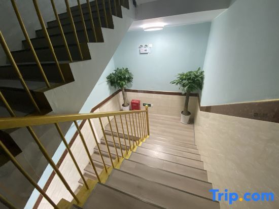 Шанхай: Zhexin Business Hotel