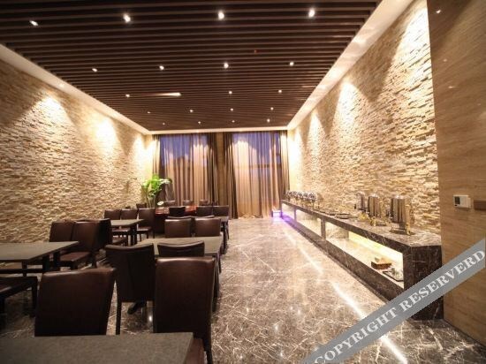 Ебайшоу: Yongsheng Business Hotel