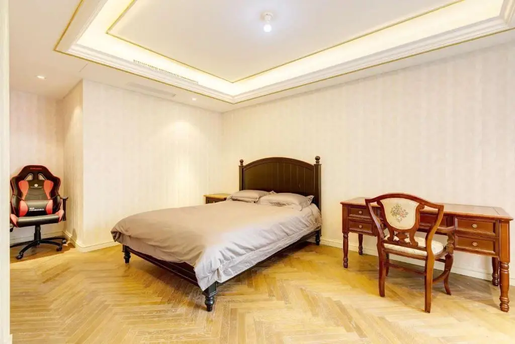 Пекин: American Light Luxury Style High end Apartment Near Tiananmen And Houhai
