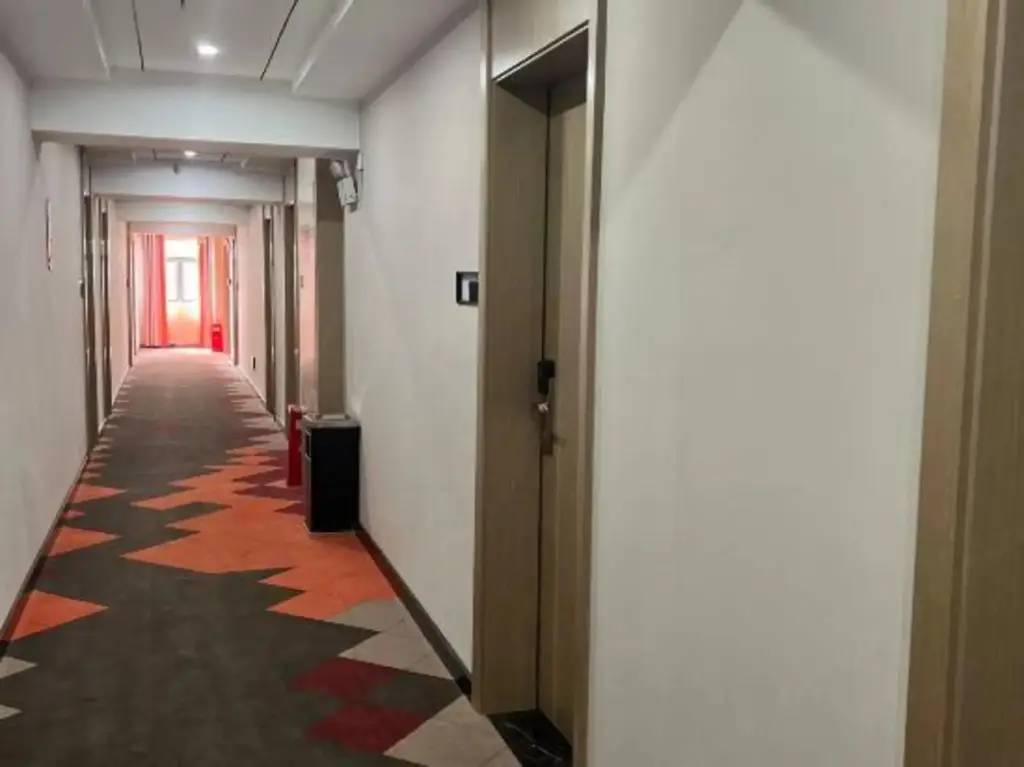Чанша: Yibaiyuan Hotel (Changsha University of Technology Ecological Zoo Branch)