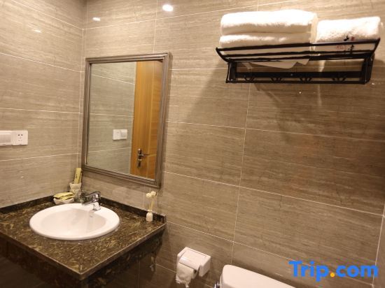 Чунцин: Chongqing  Muxi Hotel (Longevity Ancient Town)