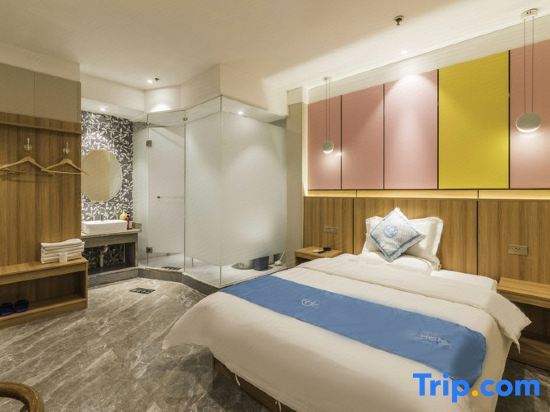 Чжэнчжоу: Jiayuan Business Hotel (Zhengzhou CBD Exhibition Center)