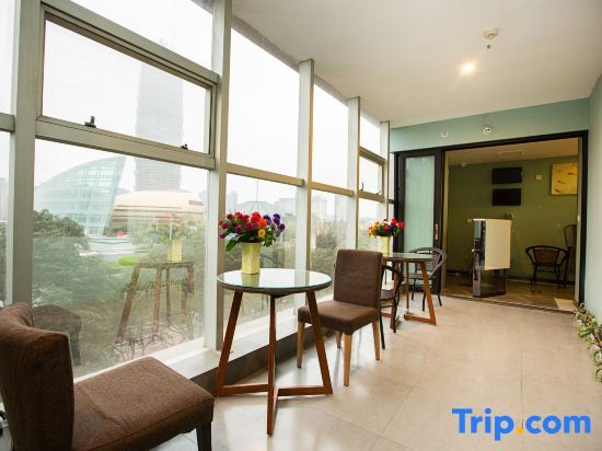 Чжэнчжоу: Jiayuan Business Hotel (Zhengzhou CBD Exhibition Center)