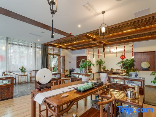 Гуйян: Guiyuan Mountain home