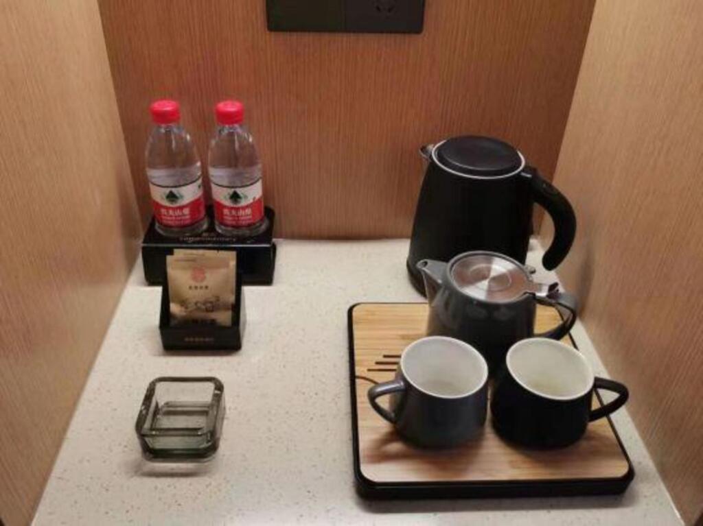 Чжоукоу: Home Inn Selected Hotel (Wuyi Plaza, Qiyi Road, Zhoukou