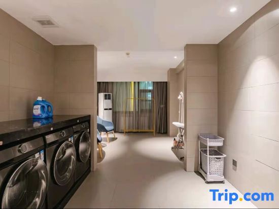Чжоукоу: Home Inn Selected Hotel (Wuyi Plaza, Qiyi Road, Zhoukou