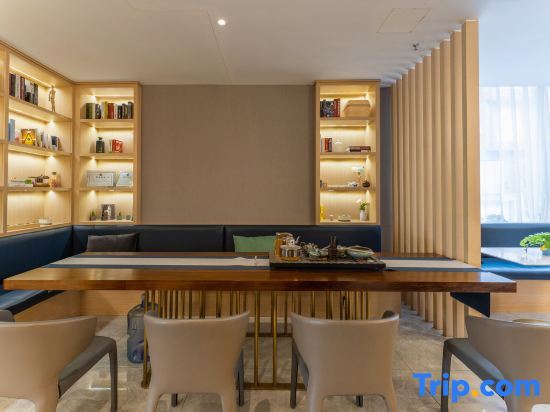 Ухань: Wuhan Bilang Jia Hotel (Optics Valley Financial Gangbei Subway Station)