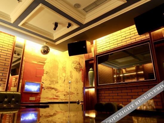 Чэнду: Jintian Hotel (Qionglai Dingsheng Times Plaza)