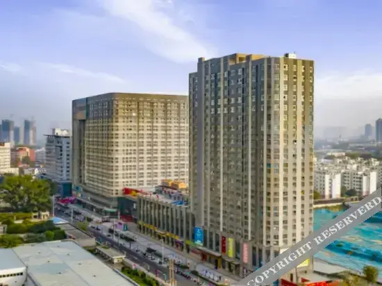 Чжэнчжоу: Qianna Yayue Hotel (Zhengzhou High-tech Zone Science Avenue store)