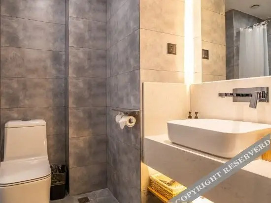 Чжэнчжоу: Qianna Yayue Hotel (Zhengzhou High-tech Zone Science Avenue store)