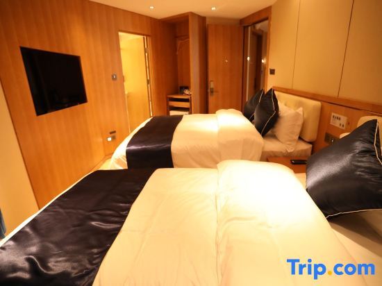 Пекин: Super 8 Hotel (Beijing Qianmen Tiantan Park)