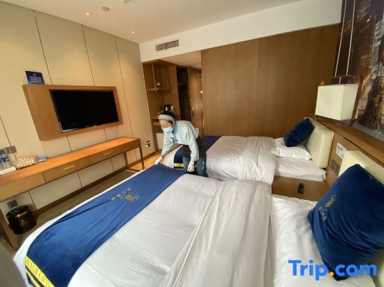 Пекин: Super 8 Hotel (Beijing Qianmen Tiantan Park)