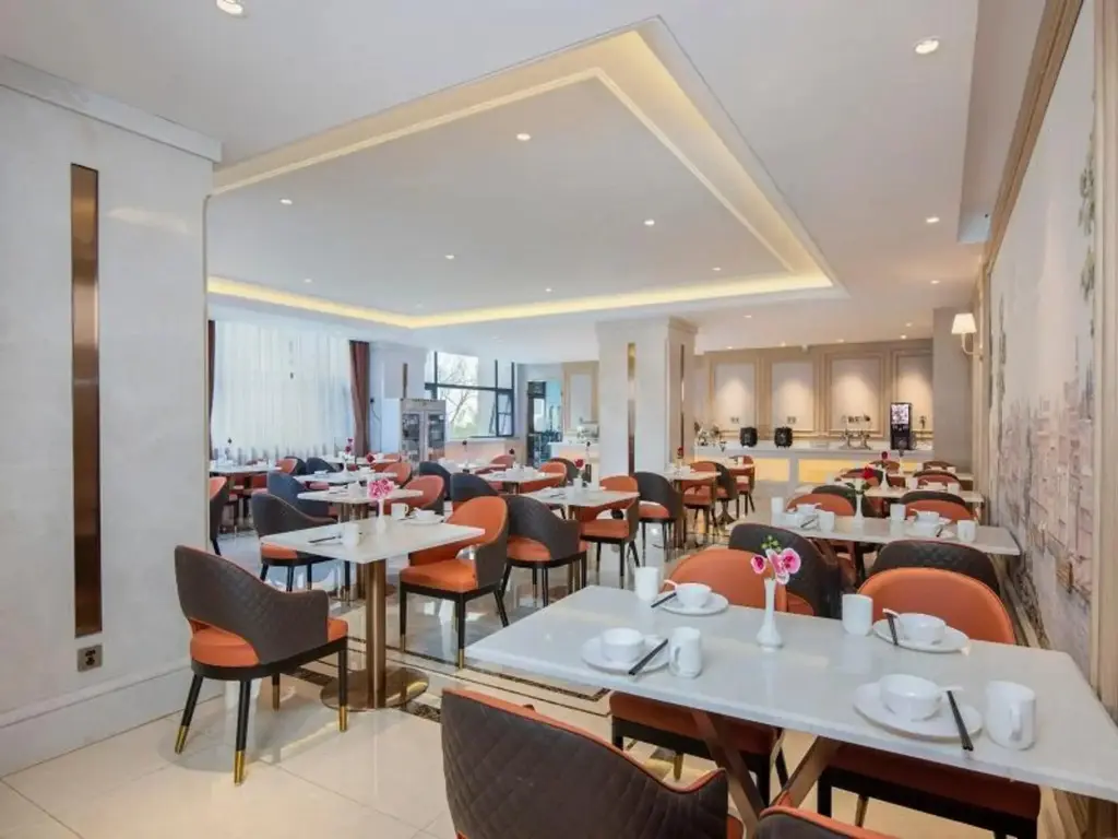 Куньмин: Vienna Hotel Kunming Guanshang International Exhibition Center Jinggu