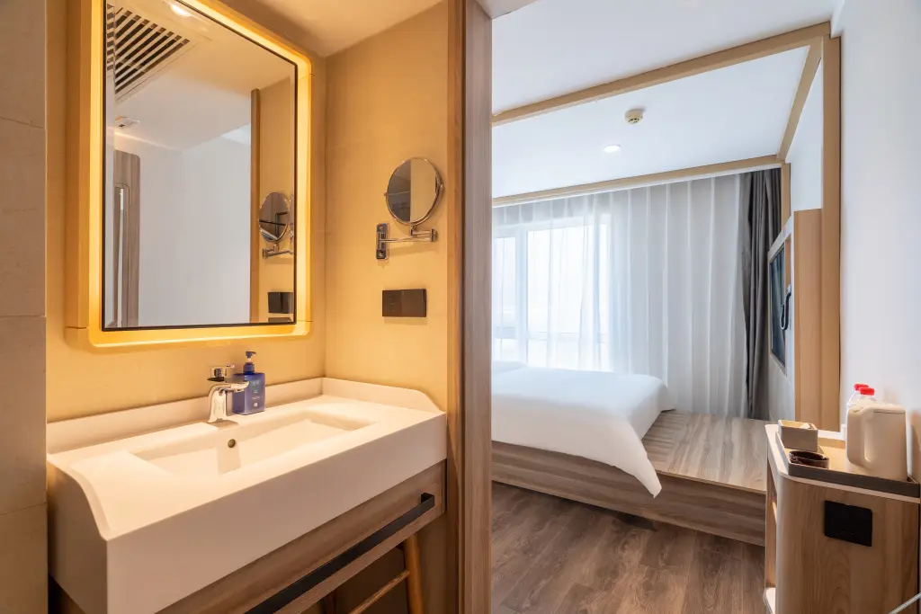 Циндао: Hanting Hotel (Qingdao Jimo North Station Ancient City)