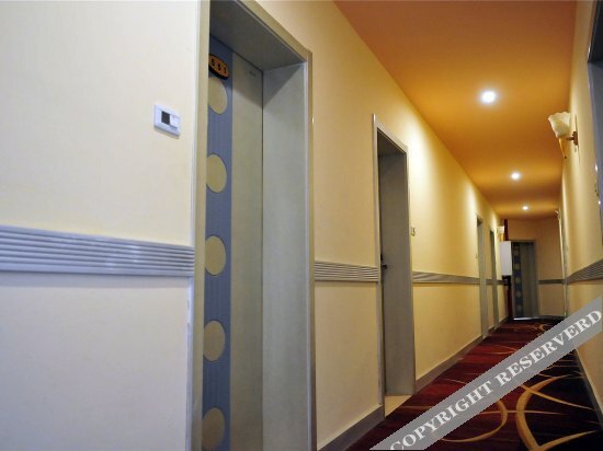 Дали: Jinli Traders Hotel