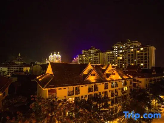 Цзинхун: Xishuang banna You xian ju Hotel