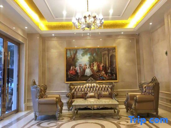 Шэньчжэнь: Vienna Hotel ( Guanlanhu station Shanshui Tianyuan)