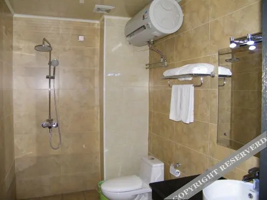 Ичэнь: Quwo Heze Hotel