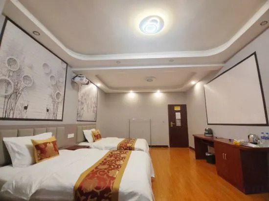 Куньмин: Kunming Yingjinyuan Hotel
