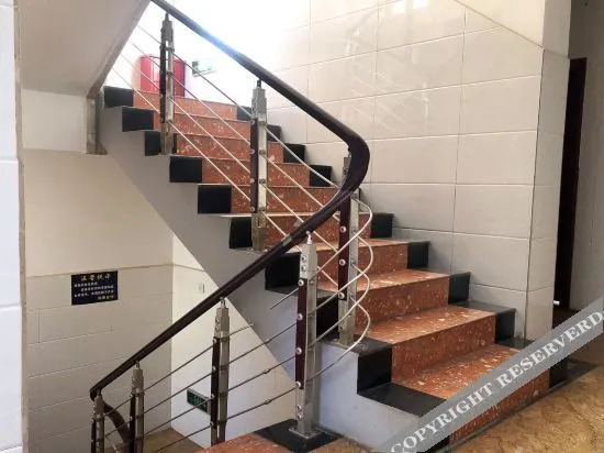 Дали: Mengxiang Hotel (Dali High-speed Railway Station)