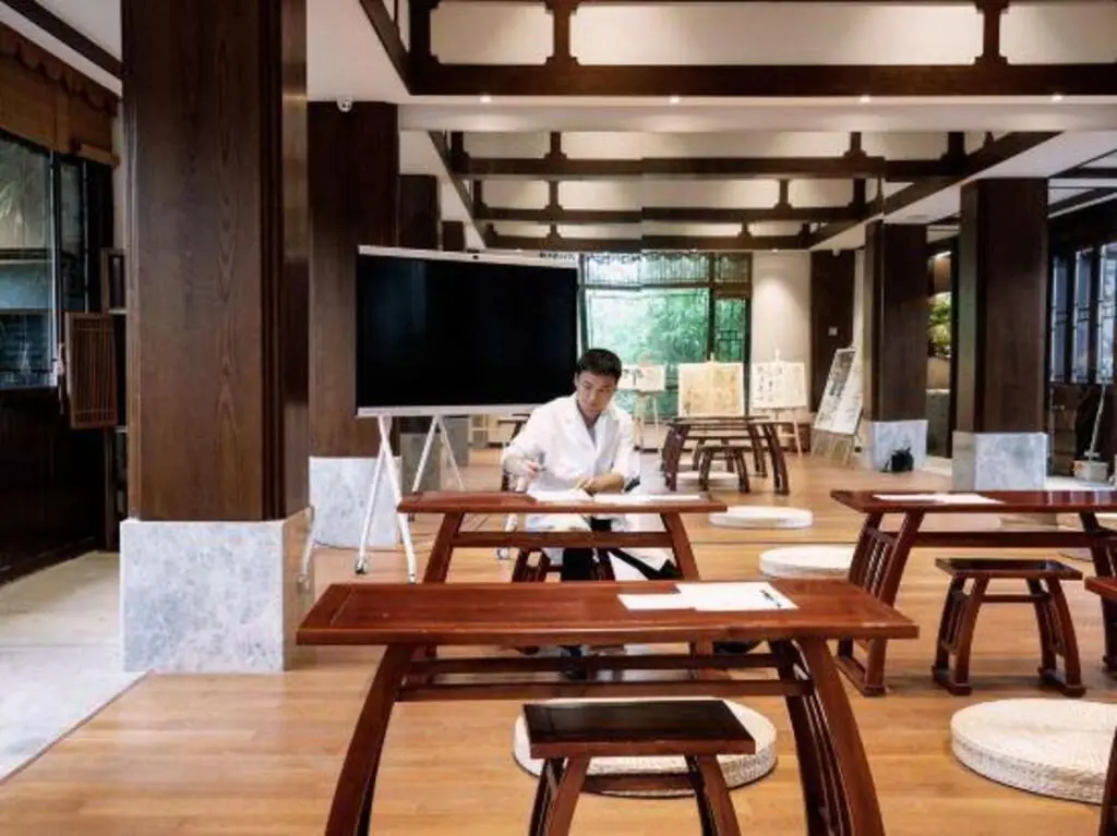 Янчжоу: Yangzhou Slender West Lake National Medical College Heyi Hotel