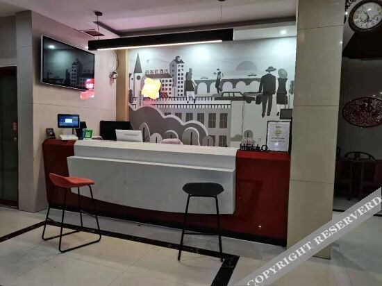 Лиаоченг: Thank U hotel(Xinxian bus station store)