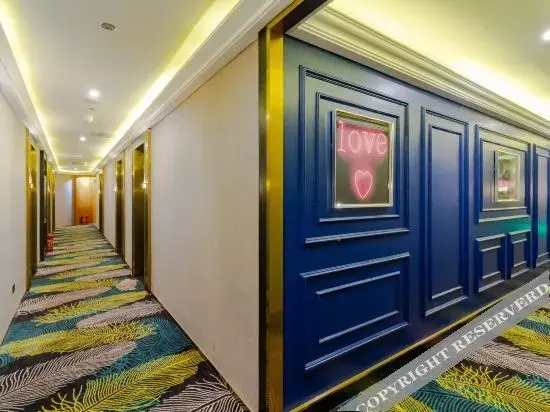 Циндао: Aishe Space Meian Hotel (Qingdao Wusi Square)