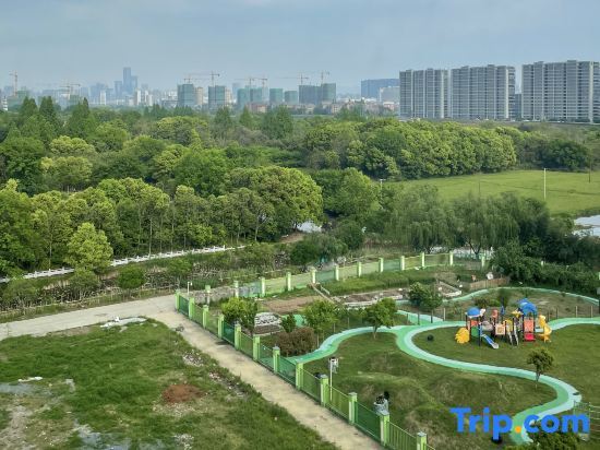 Ханчжоу: Holiday Inn Hangzhou Jinxiu (Yuhang Wanda Plaza)
