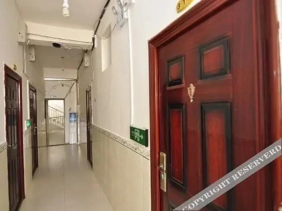 Куньмин: Kunming Youth House