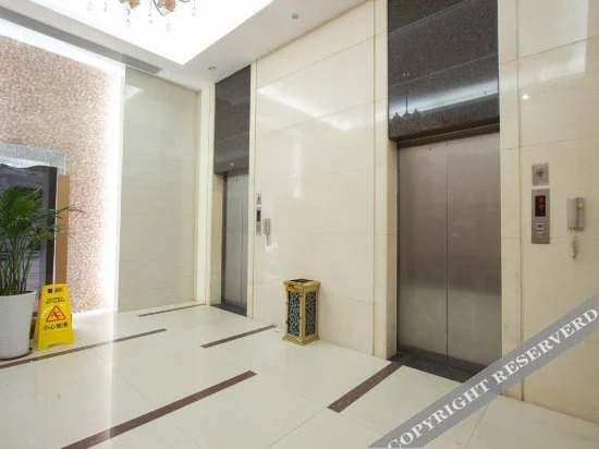 Дунгуань: Hualin Hotel (Dongguan Chashan Branch)