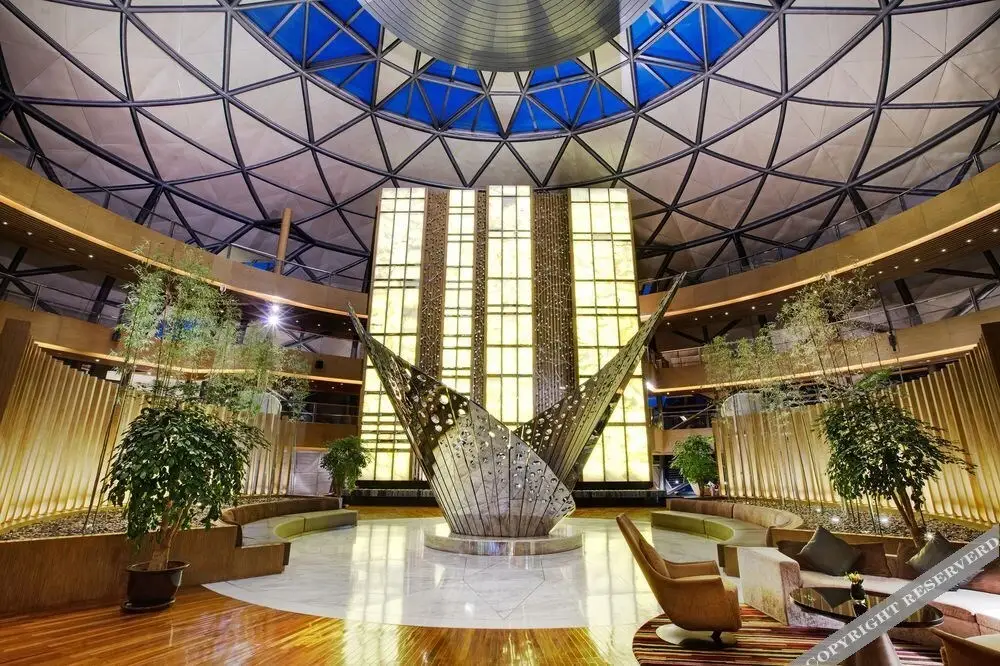 Шанхай: Crowne Plaza Shanghai Harbour City
