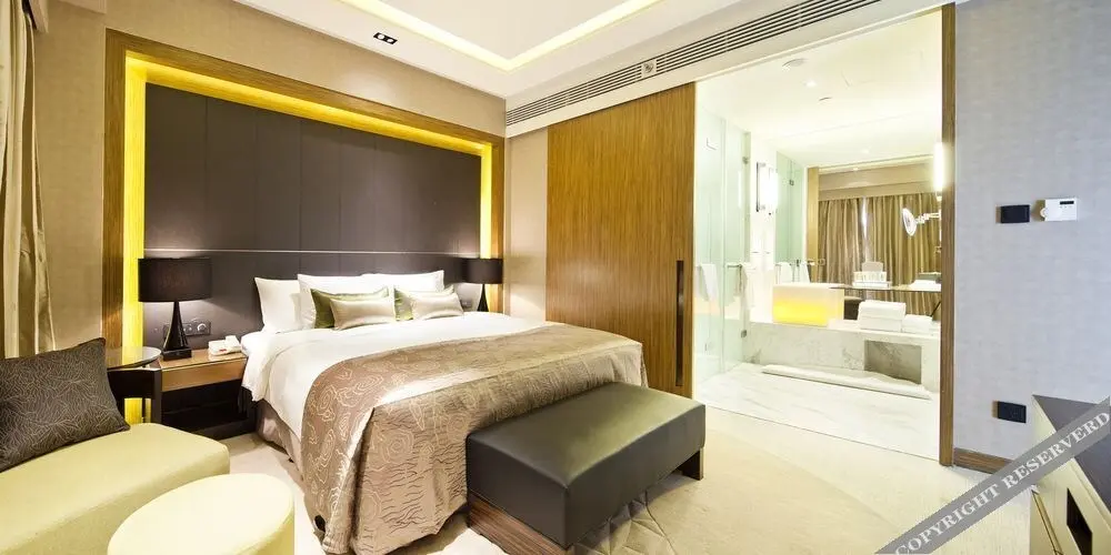Шанхай: Crowne Plaza Shanghai Harbour City