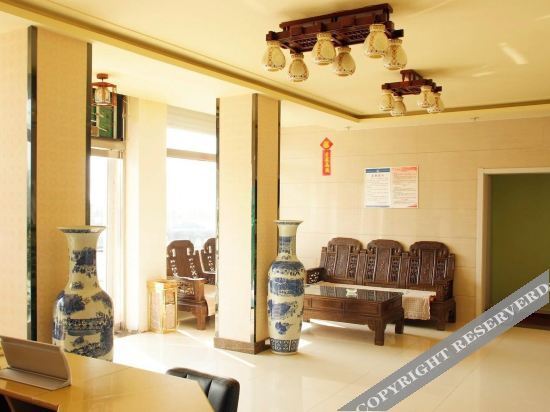 Цзаочжуан: High-speed Railway Station Store of Baoyun Express Hotel in Zaozhuang