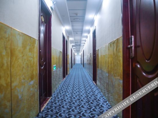Бенгбу: Holiday Inn Fuxin Mileage