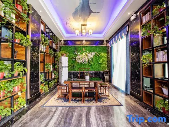 Наньян: Tangtong chain hotel (Fangcheng Dongguan store)