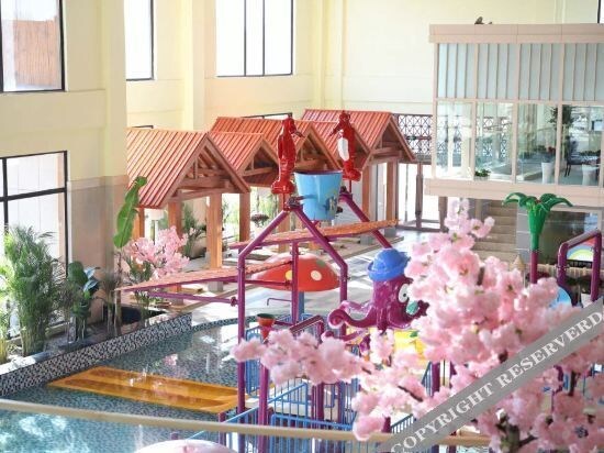 Тунхуа: Hanlin Ruihe Hot Spring Resort in Meihekou