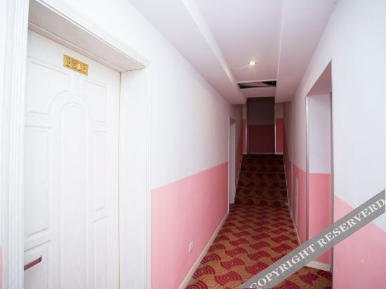 Уси: OYO Wuxi Yuntai Business Hotel