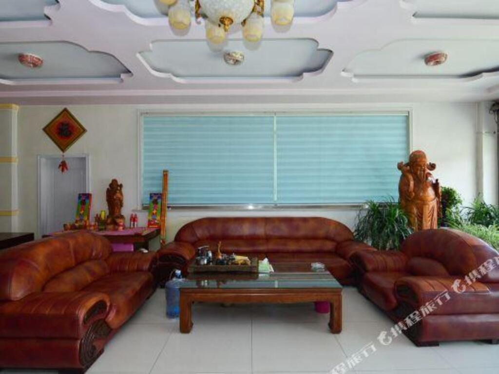 Циндао: Shengji Business Hotel