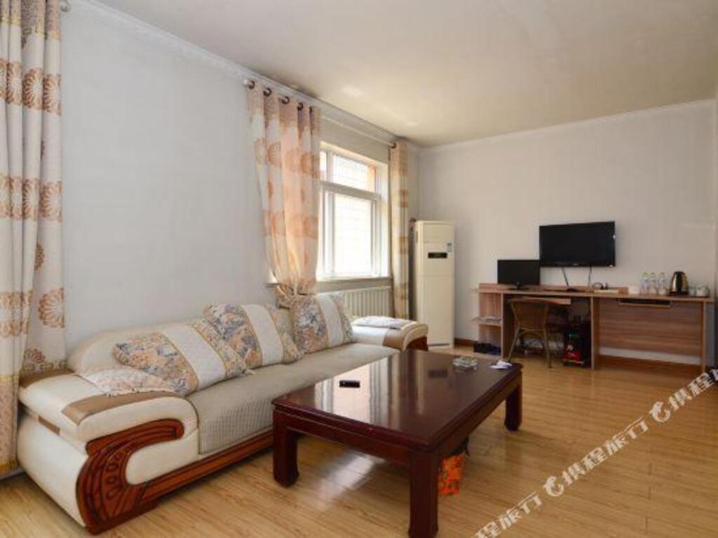 Циндао: Shengji Business Hotel