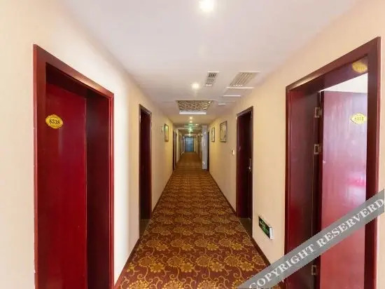 Аньян: OYO Anyang Shunxingju Hotel (Delong Street)
