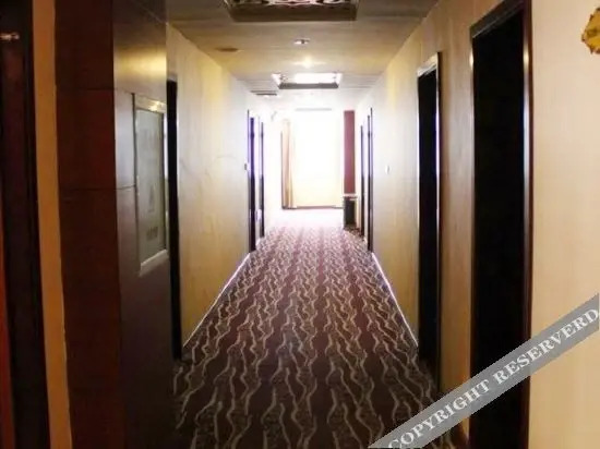 Аньян: OYO Anyang Shunxingju Hotel (Delong Street)